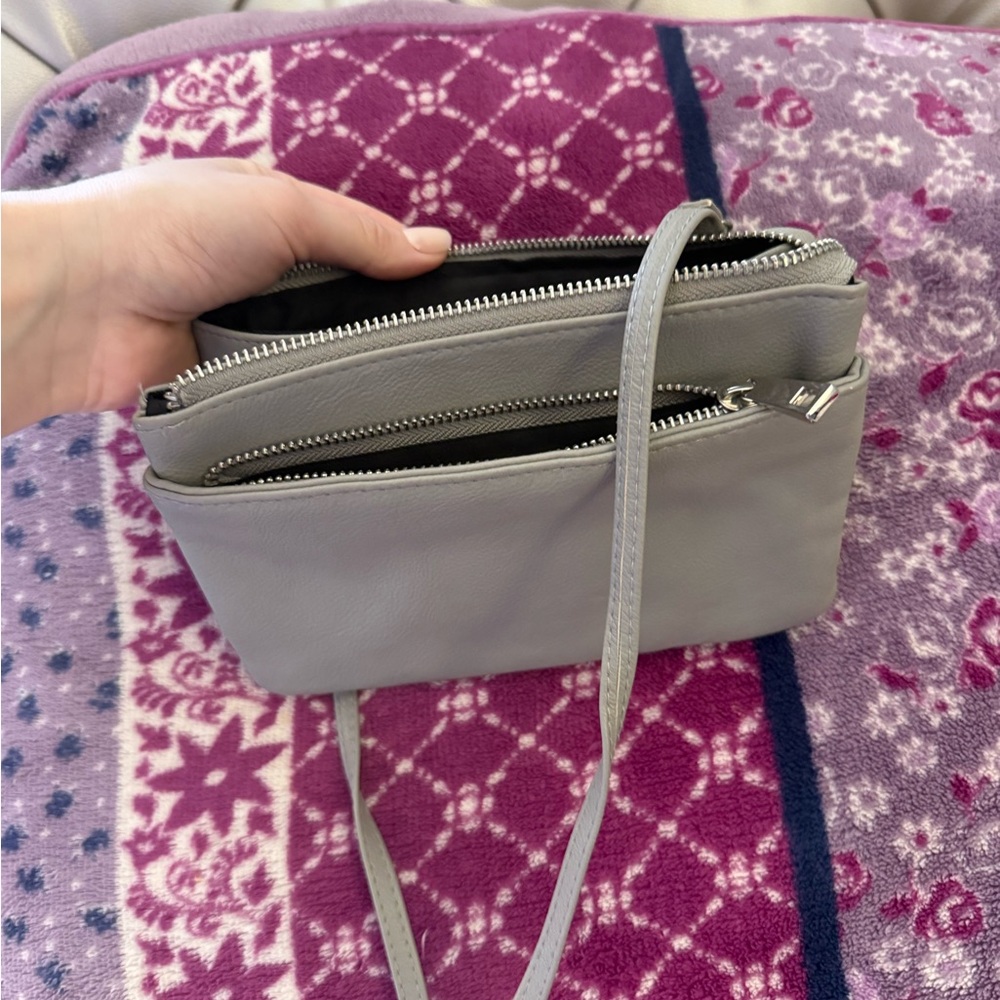 Leather Crossbody Bag in Light Gray